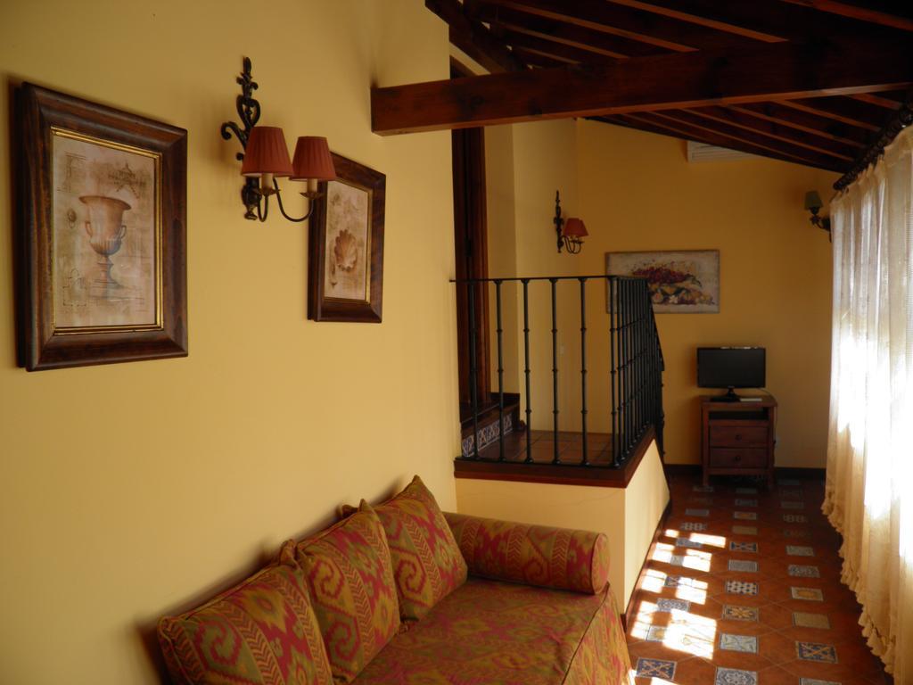 Apartamentos La Columna Chinchón Exterior foto